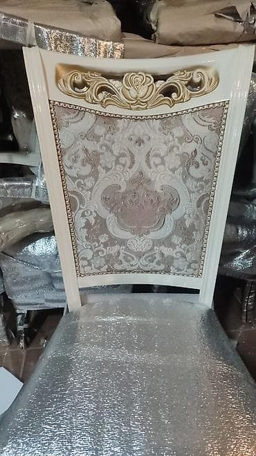 стулья отдам: Стул для зала, Дерево — 3