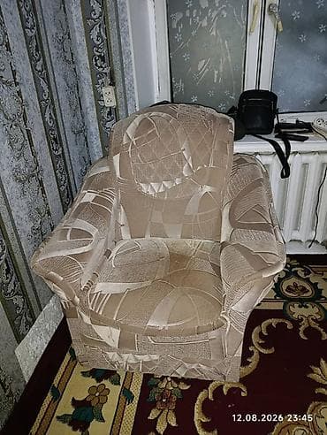 куплю бу мебел: Кресло и диван - Кресло: мягкое, с широкими подлокотниками и высокой — 2