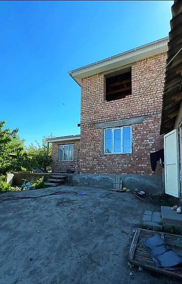 Продается двухэтажный дом 230 м2 ПСО, с участком 6-соток (30х20) В