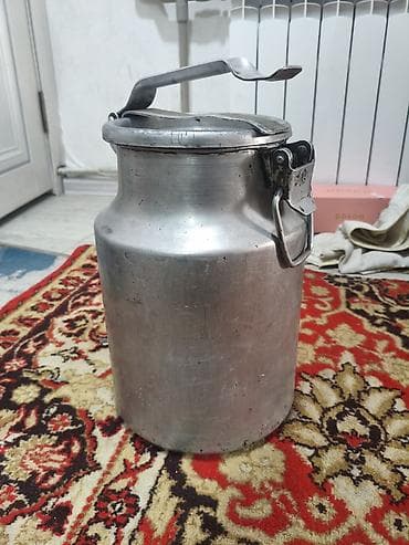 фляга алюминия: Алюминиевая фляга для молока/жидкостей с герметичной крышкой-запорным — 1