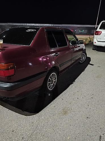 bmw 2 5: Volkswagen Vento: 1993 г., 1.8 л, Ручные, Бензин, Седан — 3