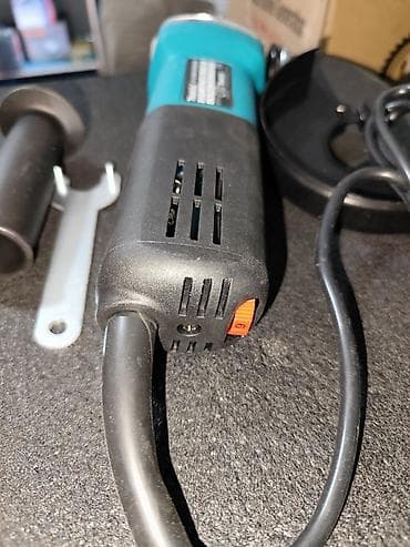 Инструменты: УШМ (болгарка) Makita 9555HN, диаметр круга 125 мм. Характеристики с — 4