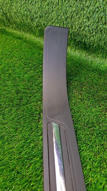 c 220: Решетка радиатора BMW 2000 г., Б/у, Оригинал — 2