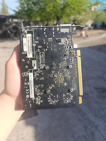 world: Видеокарта для ПК, Б/у, ЖК Sapphire, Radeon R, До 2 ГБ — 3