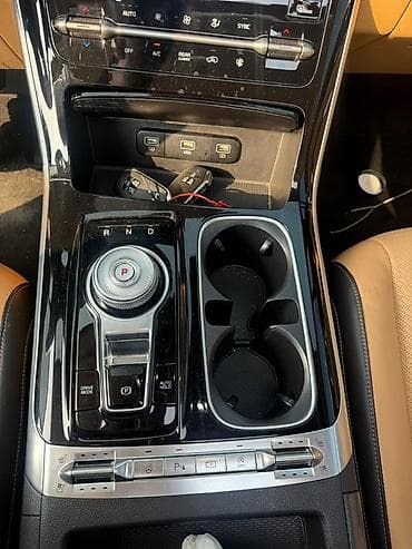 byd e7: Kia Carnival: 2021 г., 2.2 л, Автомат, Дизель, Минивэн — 9