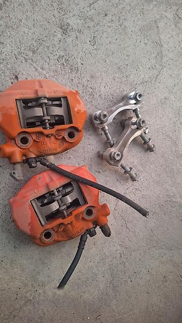 Комплект суппортов Lexus 2008 г., Б/у, Япония