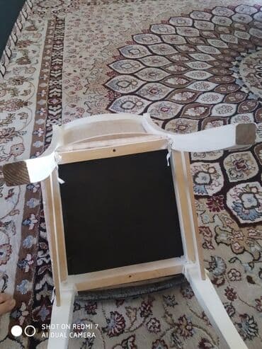 столы и стулья для кафе бу: Конок бөлмөсү үчүн үстөл жана отургуч, Колдонулган — 3