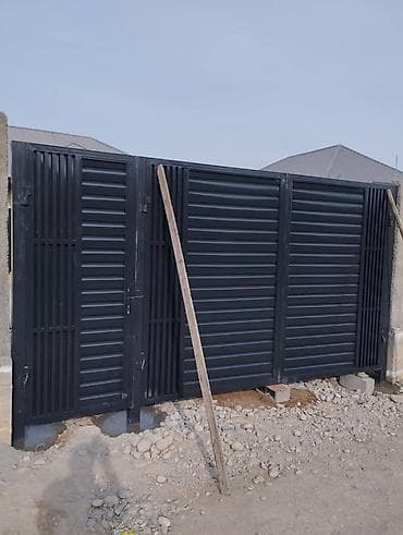 откатные ворота: Металлические откатно-распашные ворота с калиткой - Материал: сталь — 1