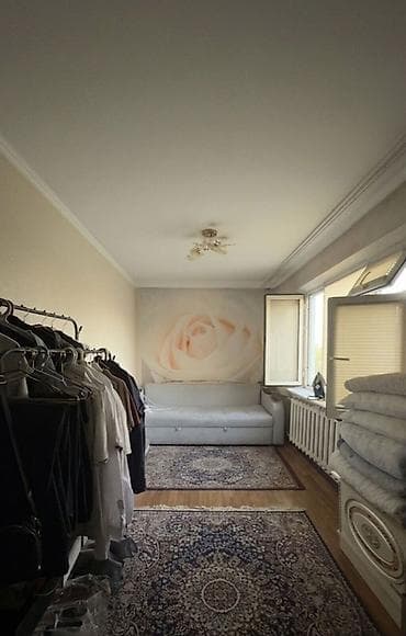 4: 2 комнаты, 44 м², Азия Молл 104 серия, 4 этаж, Косметический ремонт — 1