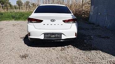 бампер тико: Белый седан, рестайлинговый дизайн с выраженной решёткой радиатора и — 5