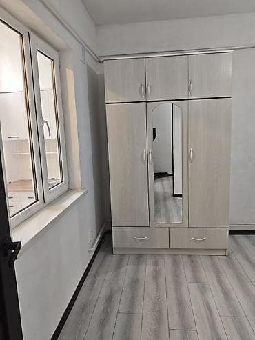 комната манас: 3 кызга же чакан,таза,тынч уй булого 2 комнаталуу квартира — 10