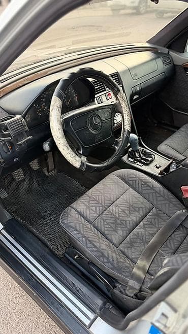 Продажа авто: Mercedes-Benz C-Class: 1993 г., 1.8 л, Механика, Бензин, Седан — 9