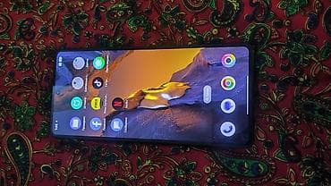 surface 4: Poco F5, Б/у, 256 ГБ, цвет - Черный — 2