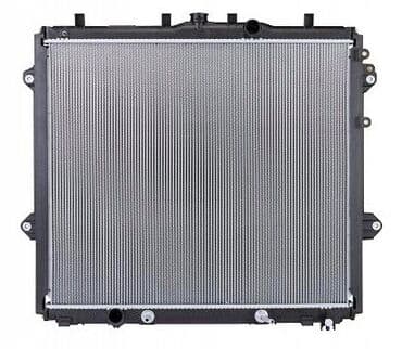 системы охлаждения xilence: Радиатор охлаждения Тойота, Toyota Land Cruiser 2009, 2010, 2011 — 1