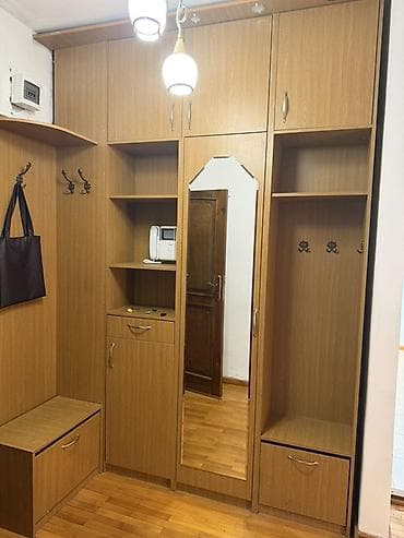 stol: Гарнитуры для квартиры б/у. В стоимость входит также встроенная — 3