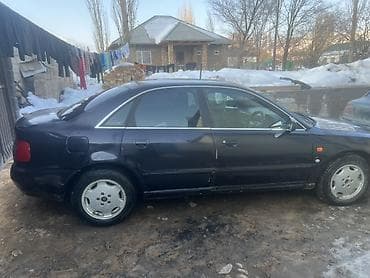 Audi A4: 1997 г., 1.8 л, Автомат, Газ, Седан — 2