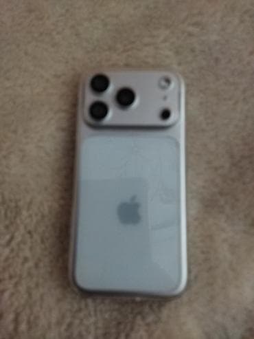 камеры с солнечной панелью: IPhone 17 Pro Max, Новый, 512 ГБ, Белый, Чехол — 2