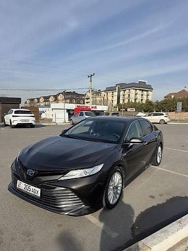 машину тайота: Toyota Camry: 2018 г., 2.5 л, Автомат, Гибрид, Седан — 2