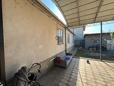 котежи: 🏡✨ ПРОДАЁТСЯ ПРОСТОРНЫЙ ДОМ ✨🏡 📍 Район: ГЭС-3 🏠 Комнат: 4 📐 Площадь — 3
