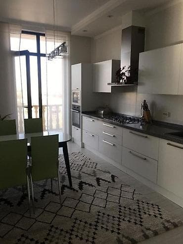 Недвижимость: 3 комнаты, 136 м², Элитка, 8 этаж — 3