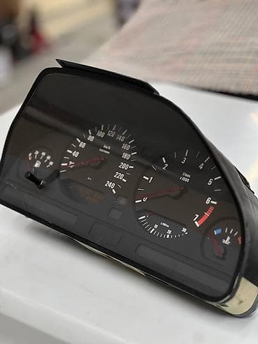 Детали салона: Спидометр/приборная панель BMW 5‑series E34 (оригинал, Motometer) - — 3