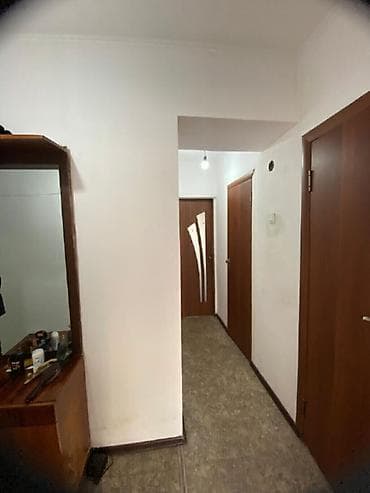 2 room flat: 2 комнаты, 56 м², Индивидуалка, 2 этаж, Старый ремонт — 3
