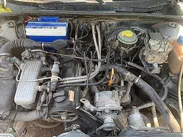 lexus sc: Audi 80: 1992 г., 2 л, Механика, Бензин, Седан — 8