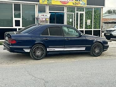 кия стингер 3.3: Mercedes-Benz E-Class: 1999 г., Автомат, Седан — 1