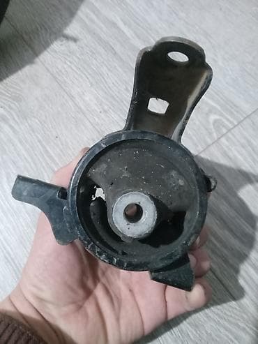 fit 2006: Подушка мотора Honda 2005 г., Б/у, Оригинал, Япония — 2