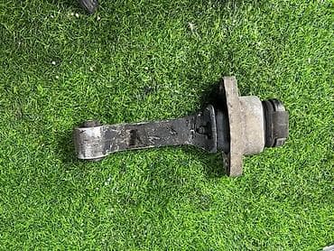 tucson: Подушка мотора Hyundai 2016 г. — 1