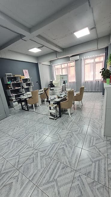 сдаю работу: Аренда офисов, 2 м², В бизнес центре, С оборудованием — 2
