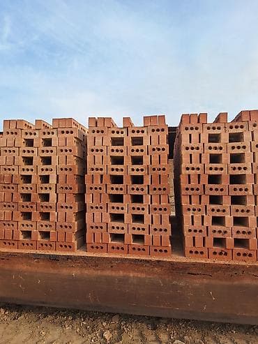 теше: Пустотелый керамический кирпич (красный) - Материал: керамика — 6