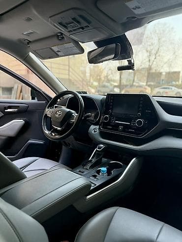 highlander 2020: Toyota Highlander: 2021 г., 3.5 л, Автомат, Бензин, Кроссовер — 7