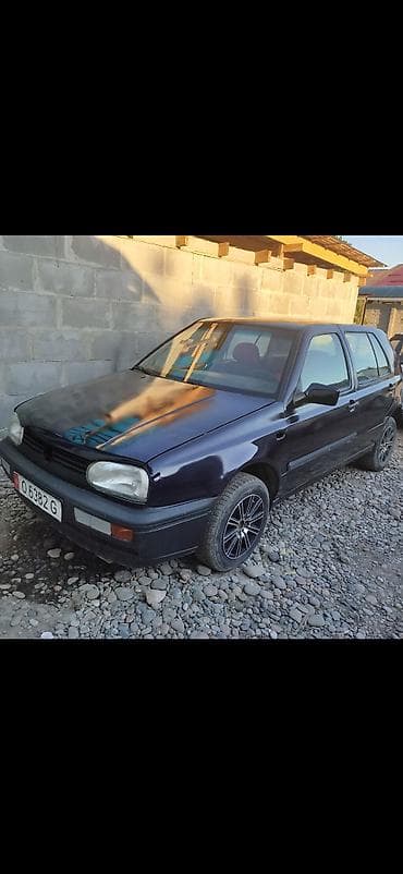 Volkswagen Golf: 1992 г., Механика, Бензин, Хэтчбэк — 1