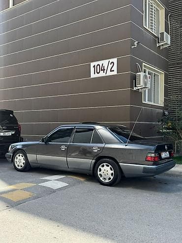 sprinter 4 4: Mercedes-Benz W124: 1992 г., 2.3 л, Механика, Бензин, Седан — 5