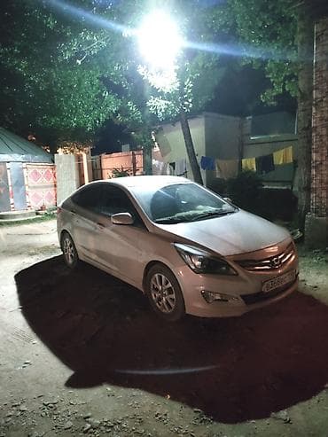 ош малибу: Hyundai Solaris: 2015 г., 1.6 л, Автомат, Бензин, Седан — 4