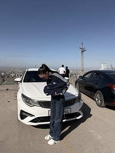 Бомбер спортивные Остались последние по 3-4 шт каждый цвет. Отдам по