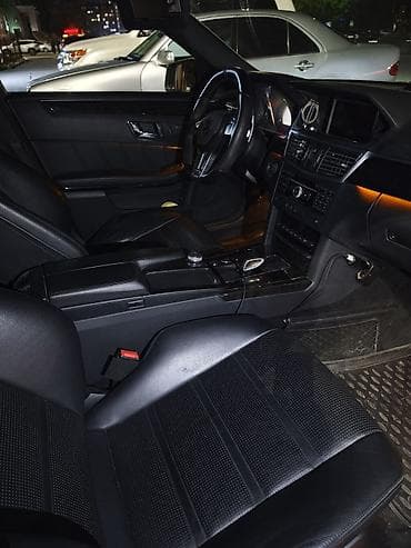 mercedes e13: Mercedes-Benz E-класс AMG: 2010 г., 6.3 л, Автомат, Бензин, Седан — 8