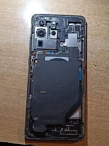 для самсы: Samsung Galaxy S20 Ultra, Б/у, 128 ГБ, цвет - Серый, 1 SIM, eSIM — 3