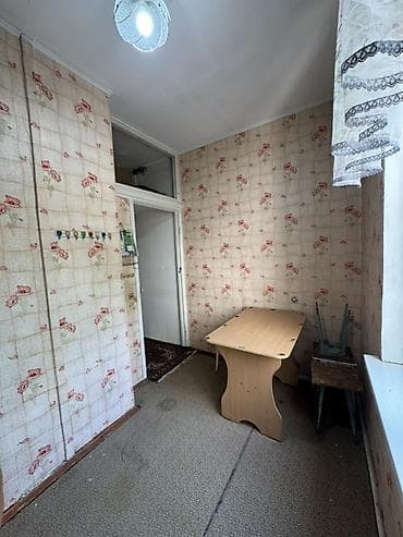 квартира 9000: 1 комната, 35 м², 105 серия, 4 этаж, Старый ремонт — 4