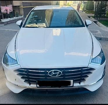 Hyundai Sonata: 2022 г., 2 л, Автомат, Газ, Седан