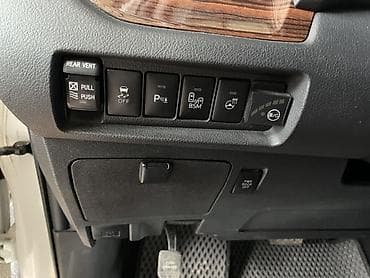 лимузин крайслер: Toyota Sienna: 2015 г., 3.5 л, Автомат, Газ, Минивэн — 8