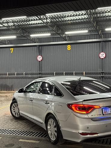 Унаа сатуу: Hyundai Sonata: 2015 г., 2 л, Автомат, Газ, Седан — 4