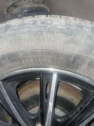 цепи для колёс: Колесо в сборе: шина 195/65 R15 91T на литом диске - Размер шины — 1