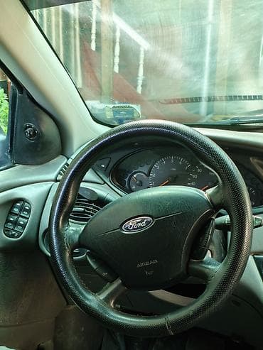 Ford Focus: 2003 г., 2 л, Автомат, Бензин, Универсал — 9