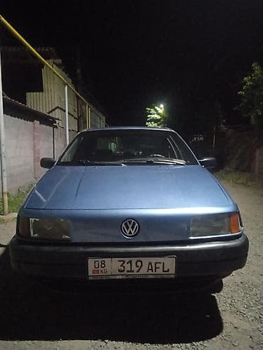Volkswagen Passat: 1993 г., Седан — 1