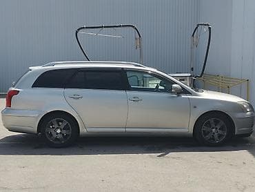 Toyota Avensis: 2003 г., 1.8 л, Автомат, Бензин, Универсал