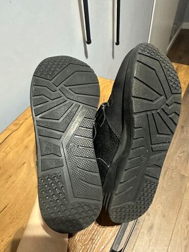 обувь ручной работы бишкек: Кроссовки детские 32 размер. Турция. Кожа 100% — 4