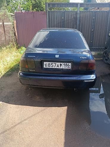 Honda Civic: 1998 г., 1.6 л, Автомат, Бензин, Седан