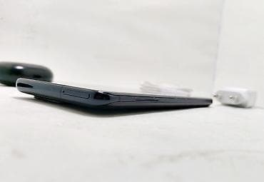 с 9: Samsung Galaxy S20 Ultra, Б/у, 128 ГБ, цвет - Черный, 1 SIM, 2 SIM — 2
